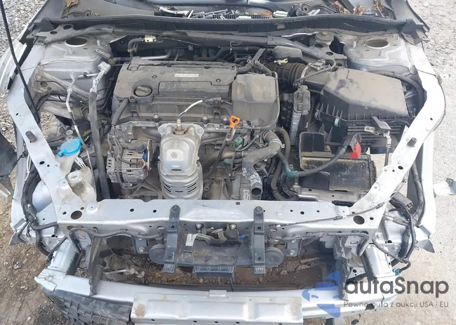 1HGCR2F88HA232901: 40171827