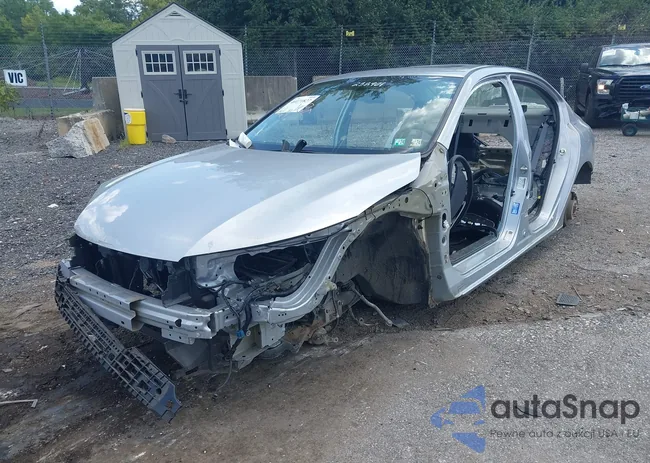 1HGCR2F88HA232901: 40171827