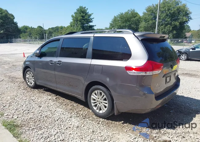 5TDYK3DC1BS122532: 40171170