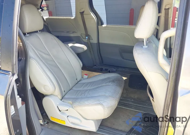 5TDYK3DC1BS122532: 40171170