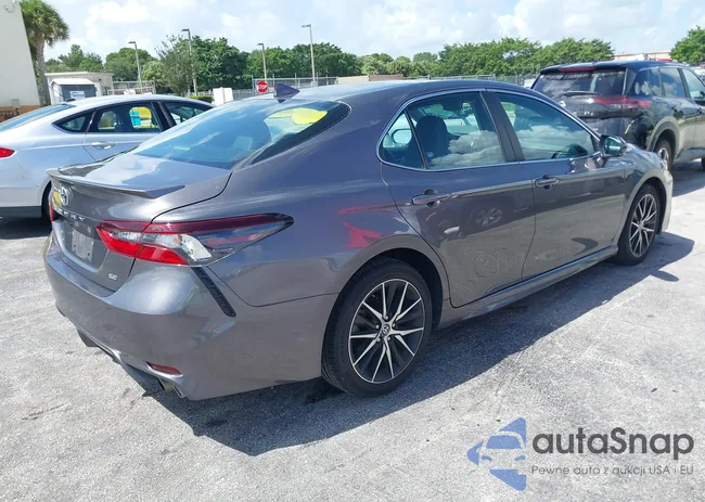 4T1G11AK8PU749497: 40173465