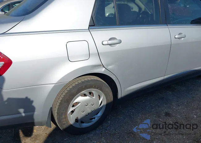 3N1BC11E28L363966: 40173817