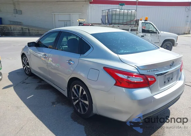 1N4AL3AP2GC115741: 40174589