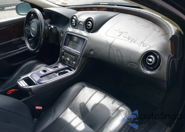 SAJWA1CB5CLV28938: 40175764