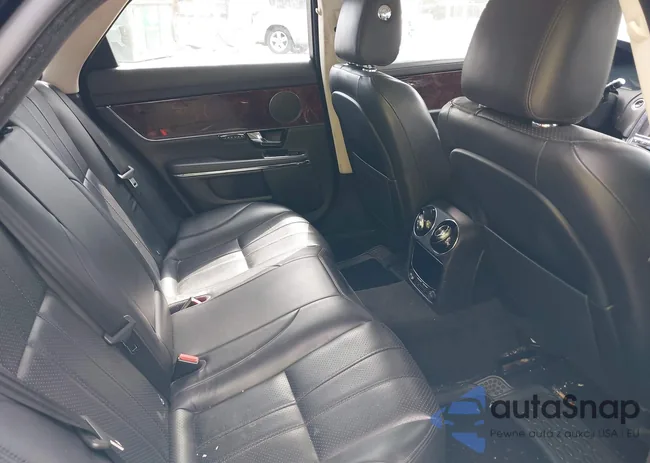 SAJWA1CB5CLV28938: 40175764