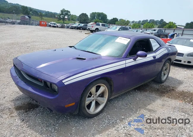 2C3CDYBT8DH672157: 40175071