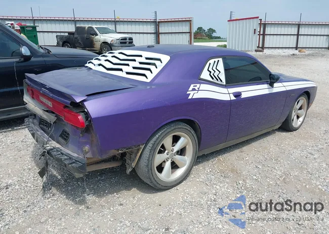 2C3CDYBT8DH672157: 40175071