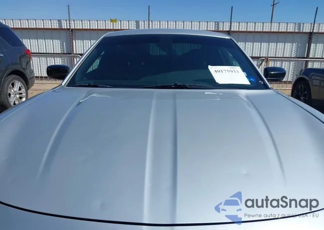 2C3CDXBG8KH573123: 40175933