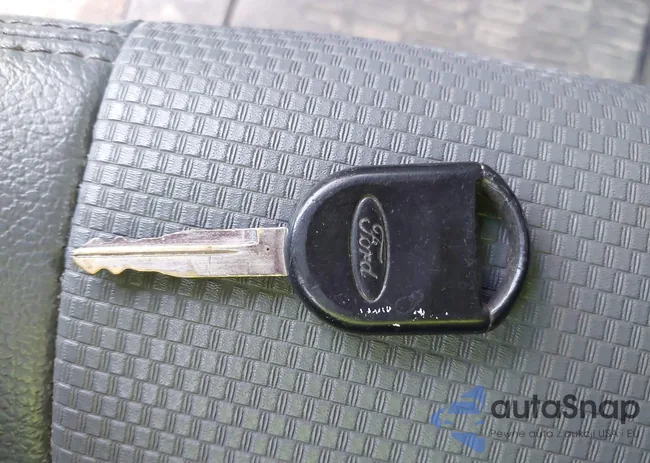 1FTBF2A67GEC32078: 40176095