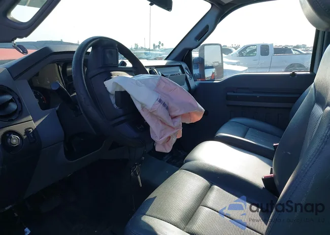 1FTBF2A67GEC32078: 40176095