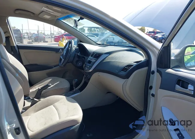 KMHCT4AE2GU123786: 40176251