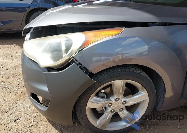 KMHTC6AD2FU233643: 40177637