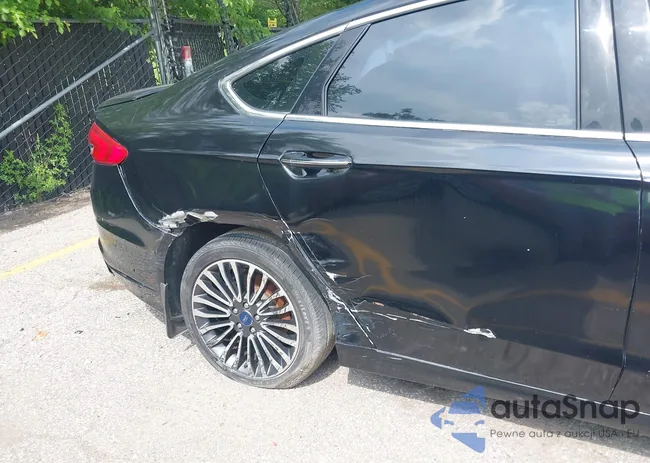 3FA6P0D92HR252476: 40176942