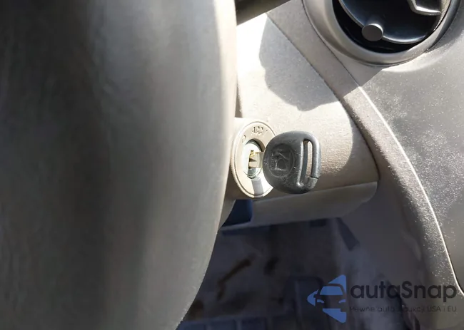 1G8AJ52F74Z220960: 40178389