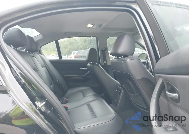 WBAVD13526KV04308: 40178706