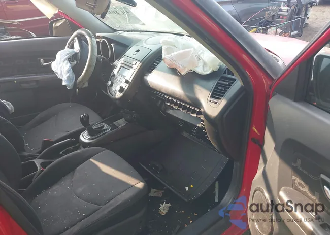 KNDJT2A62D7535256: 40178102