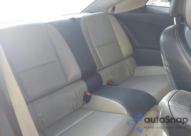 2G1FF1E30F9228024: 40179559