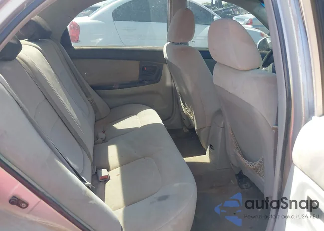 KNAFE122065273335: 40179575