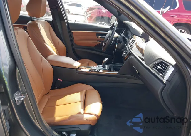 WBA8E9G59GNT47167: 40179876