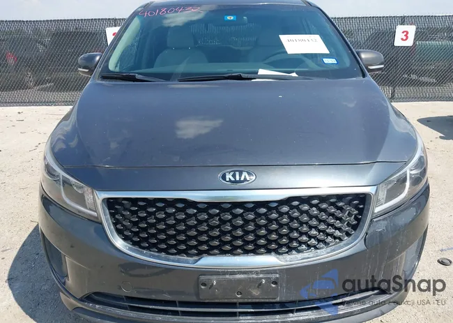 KNDMB5C17G6182218: 40180432