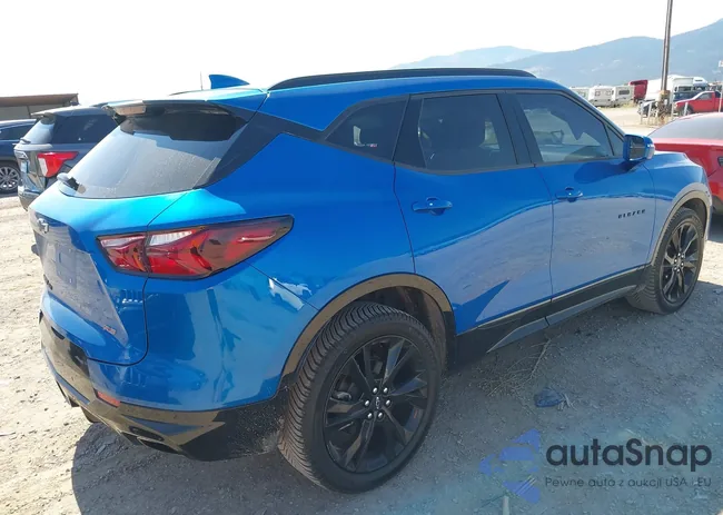 3GNKBKRS8LS551364: 40180438