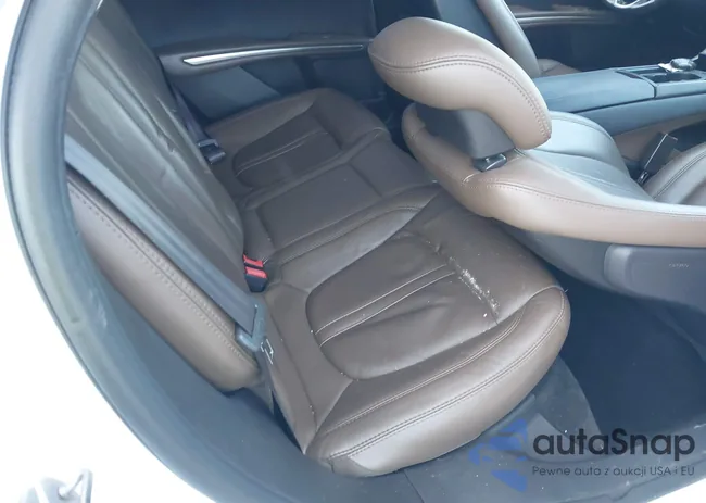 3LN6L2LU2DR827317: 40180591