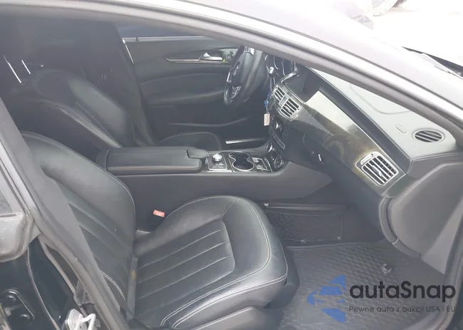 WDDLJ7DB1CA012628: 40183688