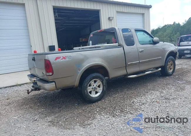 1FTRX18L02NB01147: 40184587