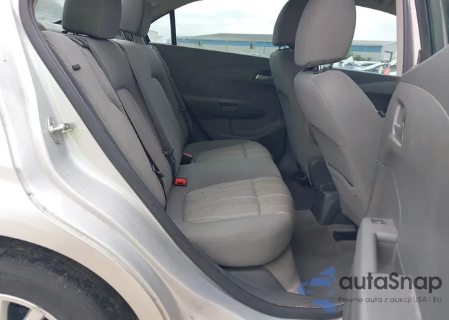 1G1JD5SH9J4102683: 40184031