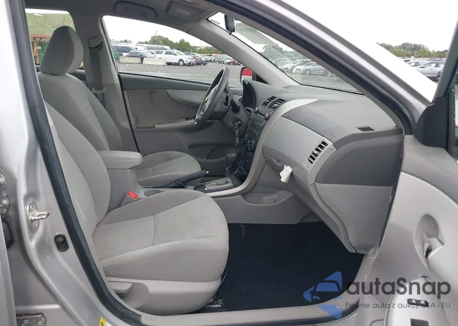 1NXBU4EEXAZ243068: 40185513