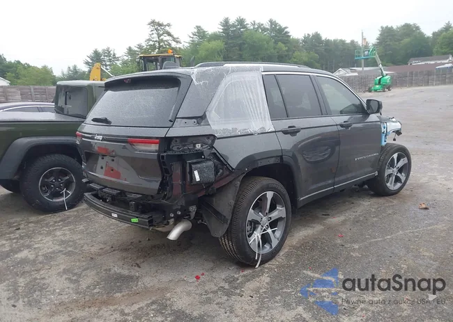 1C4RJYB69PC582211: 40186115