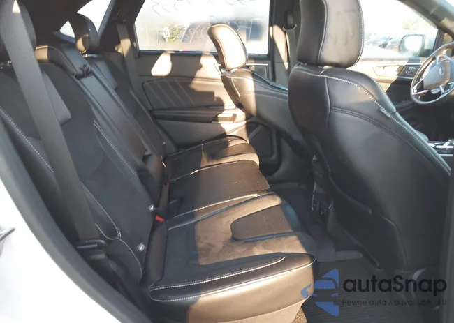 2FMPK4AP0LBB60261: 40187665