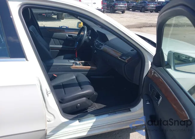 WDDHF8JB2CA619686: 40187024