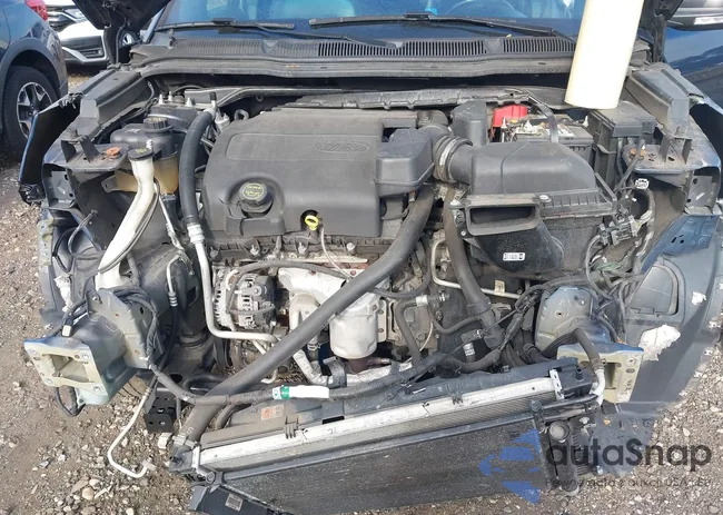 1FM5K8D82HGA72735: 40189782