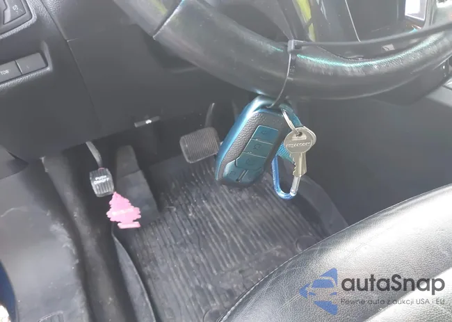 1FM5K8D82HGA72735: 40189782