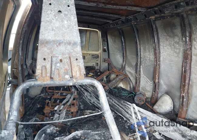 1GTW7BFP9P1108594: 40189819