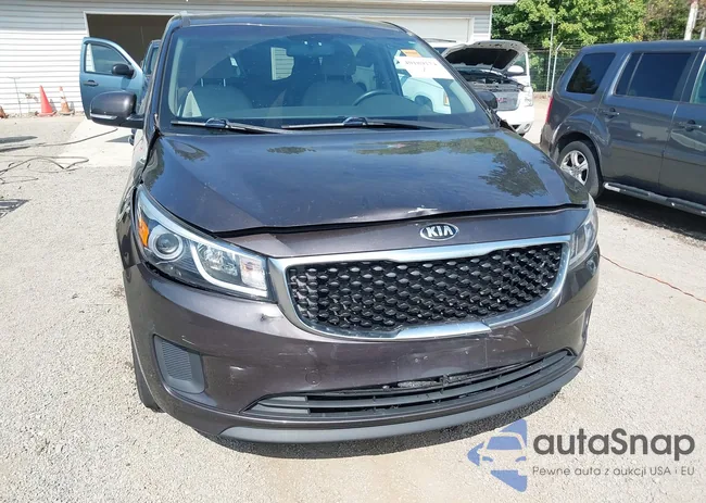 KNDMB5C19G6111022: 40189174