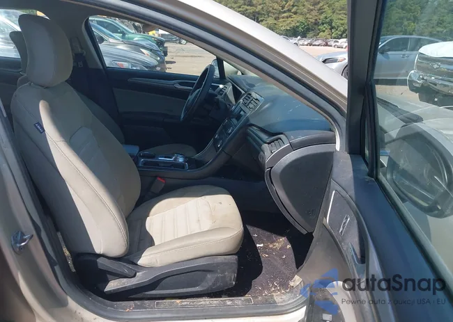 3FA6P0G79HR267387: 40191821