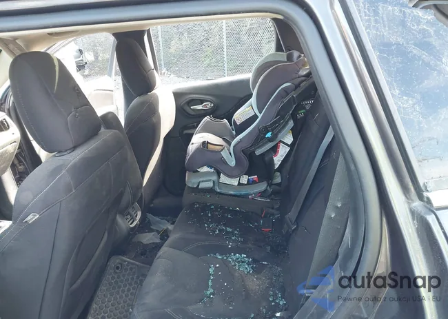 1C4PJMCS9FW551307: 40193039