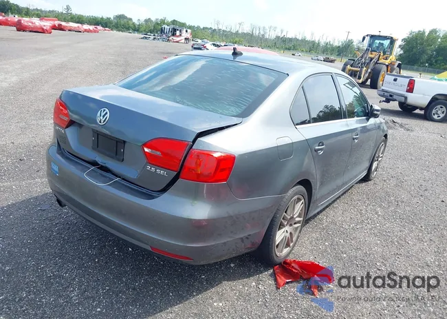 3VWLX7AJ9BM351723: 40194327