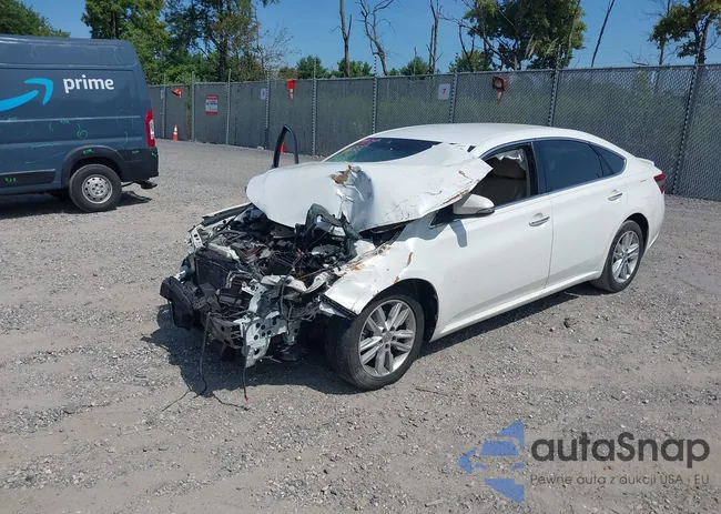 4T1BK1EB3EU133057: 40196298