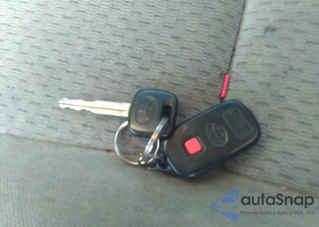 4T1BE32K84U875315: 40196506