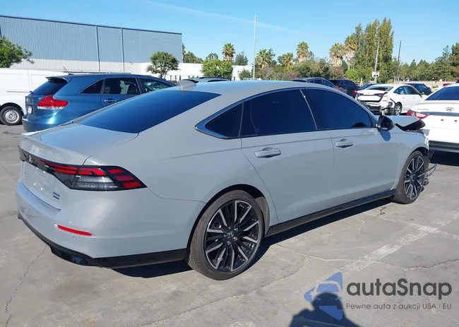 1HGCY2F8XRA004757: 40196831