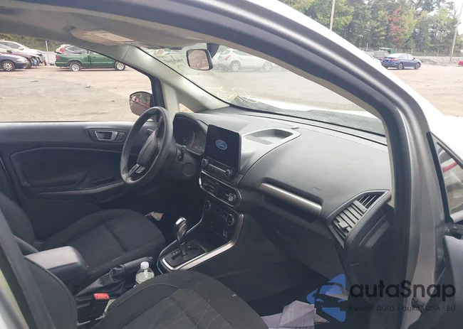 MAJ6S3GLXMC402379: 40200360