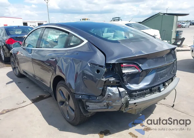 5YJ3E1EA0JF166723: 40200758