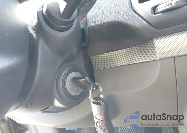 3N1AB61E98L630578: 40203255