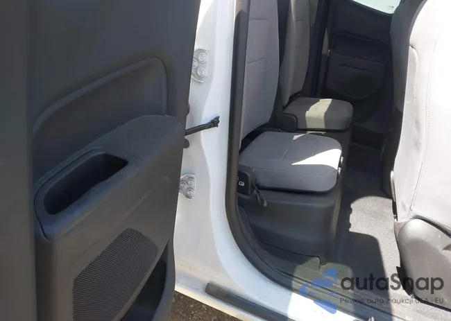 1GCHSBEA3M1102855: 40204341