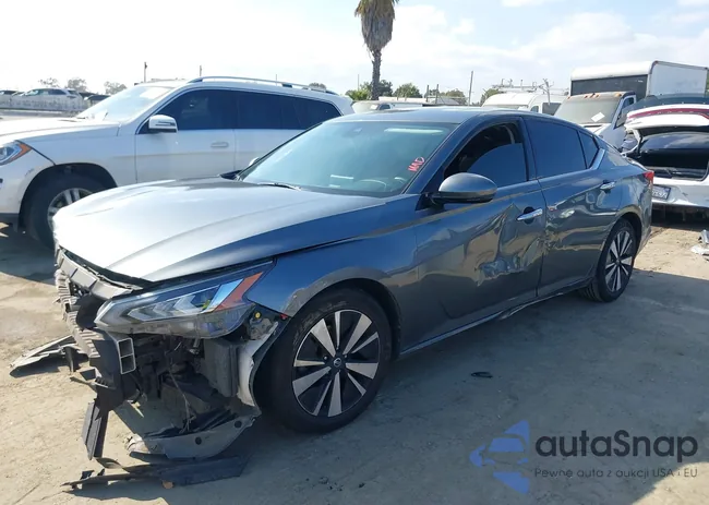 1N4BL4EV4LC143506: 40204557