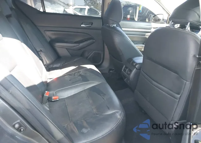 1N4BL4EV4LC143506: 40204557