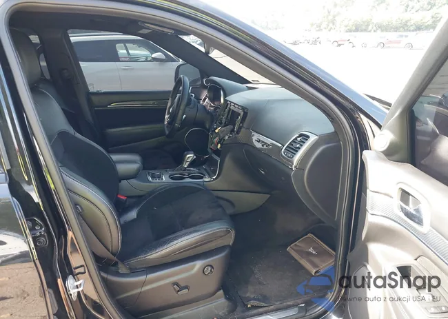 1C4RJFDJXHC947020: 40204705